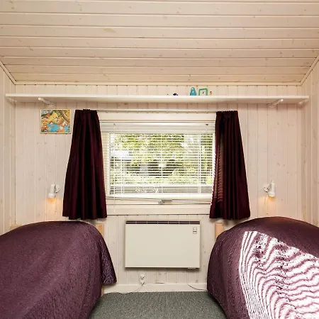 4 Star Holiday In * Humble